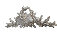 fronton avec Un instrument des instruments de musique  patiné beige