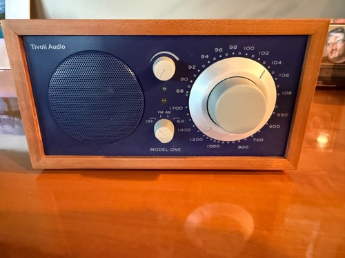 Tivoli audio tabletop radio - tivoli,