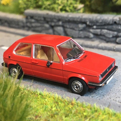 Golf rouge 1980 - vw,