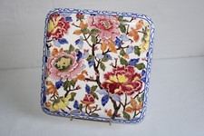 Dessous de plat en faïence de Gien décor Pivoines, dim. 25 x 25 cm