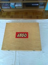 LEGO ANCIENNE BOITE DE RANGEMENT EN BOIS + 2,7 KGS DE VRAC .