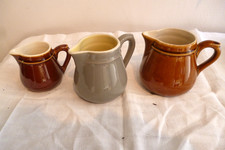 LOT DE 3   POTS A LAIT EN CERAMIQUE