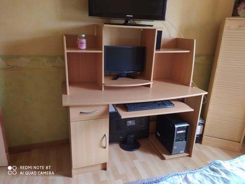 Meuble ordinateur beige - meuble,