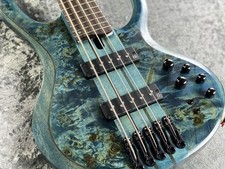 Guitare basse Ibanez BTB945 bleu cosmique faible brillance 4,15 kg d'occasion