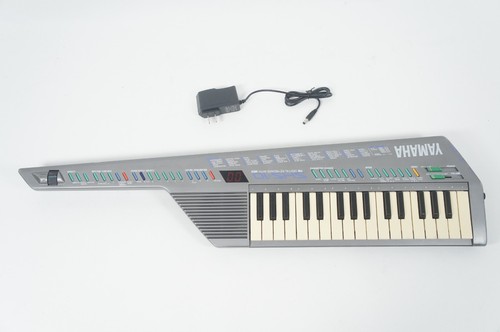 Clavier synthétiseur - , fm