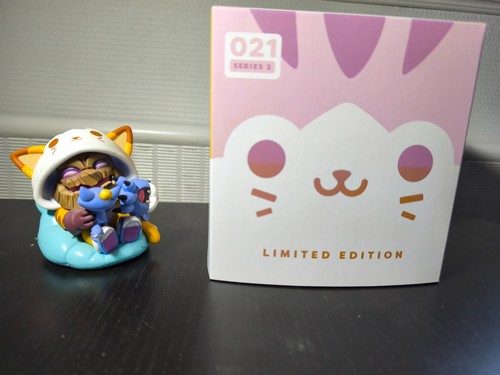 League legends mini statue - league,