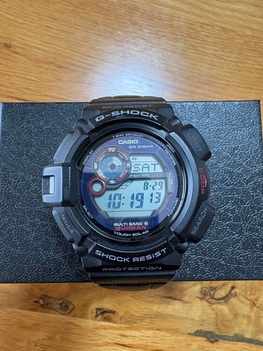 Montre radiocommandée solaire