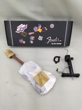 Figurine guitare AXE HEAEN