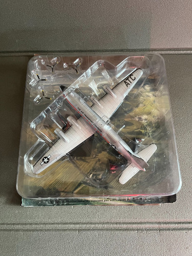 Avion miniature militaire - avion,