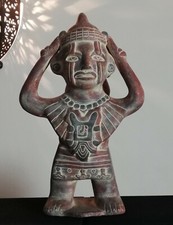 Statue ancienne en terre cuite