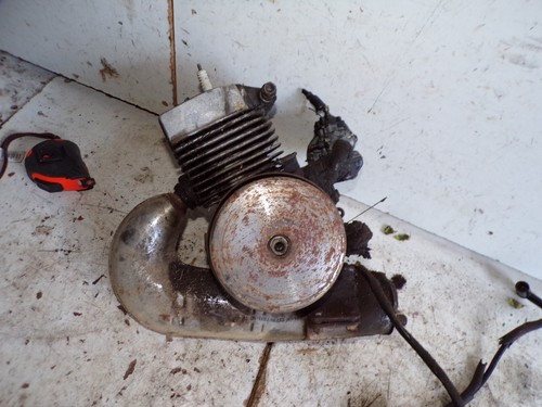 Moteur roulant tournant - roulant,