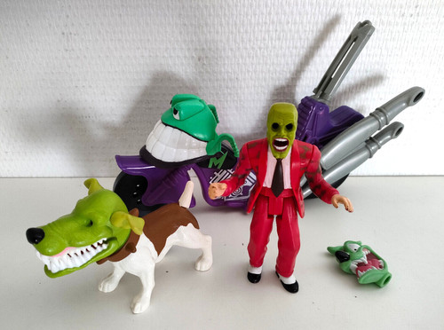 Hasbro the mask lot figurines - the,
