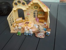 Nusery Sylvanian Families +
