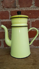 ANCIENNE CAFETIERE JAUNE EN TOLE EMAILLEE PROBABLEMENT JAPY