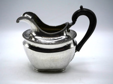 BEAU PICHET  EN ARGENT MASSIF POINCON VIEILLARD PARIS 1819 ET ANSE BOIS