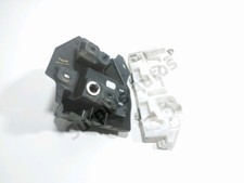 SUPPORT DROIT DE PARE-CHOC