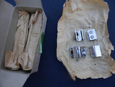 4 charnières de portes en