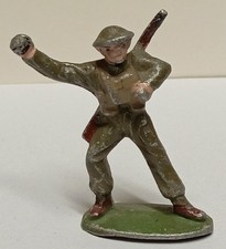 QUIRALU 1939 FIGURINE SOLDAT ANGLAIS GRENADIER  Aluminium N°2