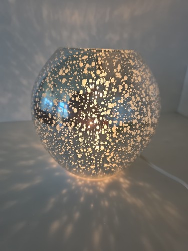 Ikea knubbig table - knubbig, lamp