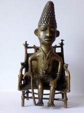 REF A31 - ROI IFE SUR SON SIEGE - BRONZE AFRIQUE BENIN