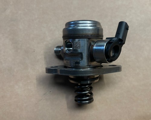 166307520r pompe haut - à,