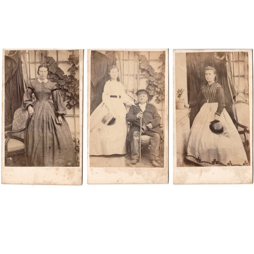 Trois femmes vieillard - femmes, et