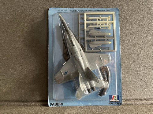 Avion miniature militaire - avion,