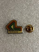 Pin’s Coupe Du Monde De Ski Markstein Alsace Logo Insigne Emblème Pin Enamel