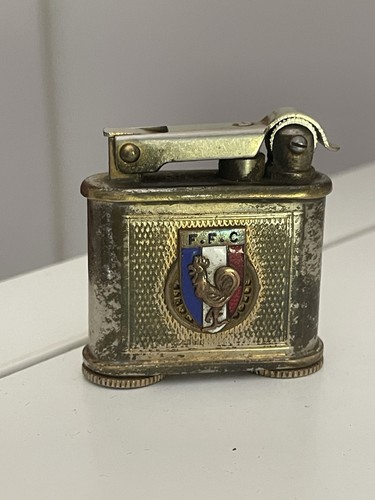Ancien briquet essence - briquet, à