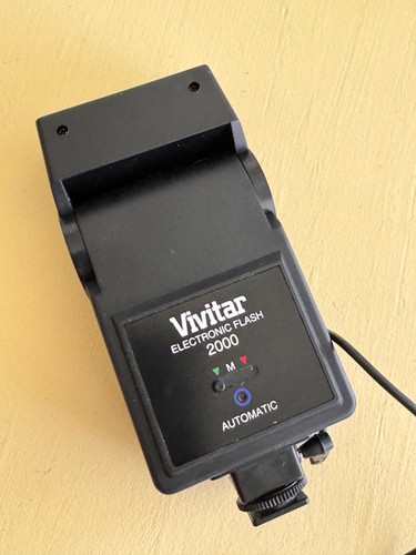 Vivitar electronic flash - electronic, 2000