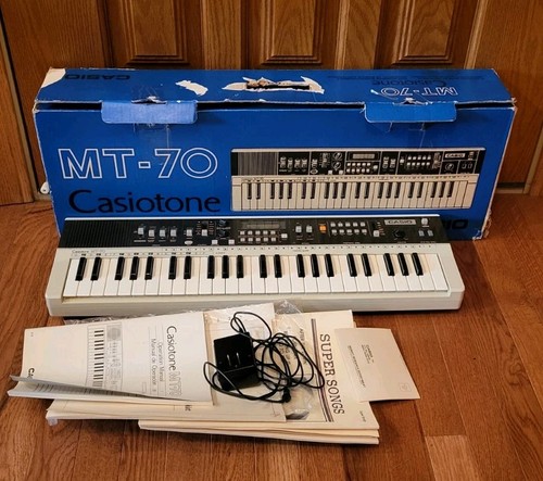 Casio synthesizer - casio, mt-70