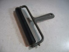 Vintage Photography Dark Room 7-1/2" Roller Press Tool With Handle #S