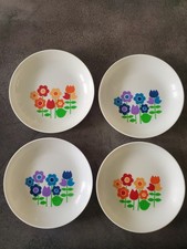 Lot 4 assiettes creuses en