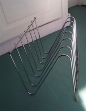 Porte-revues  Chromé en Acier de Style Vintage et Design Indus par Arnal - 1970 