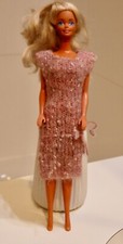VINTAGE BARBIE : robe