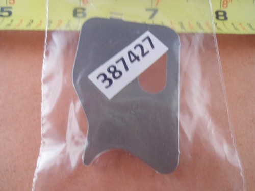 Slide bobbin cover - slide, plate