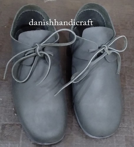 Bottes médiévales bottines