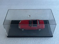 PRESSE UNIVERSAL HOBBIES Renault 4 Sovam 850VS Rouge 1966 1/43 Voiture Miniature