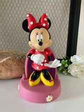 29 ⚜️ Figurine Tirelire