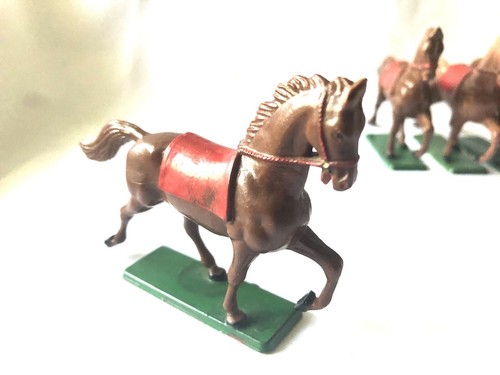Figurines starlux cheval - figurines,