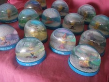 14  Boules  à neige  "titi"