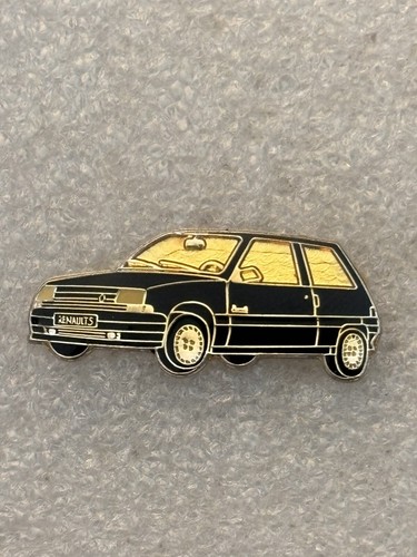 Pin voiture renault - pin’s,