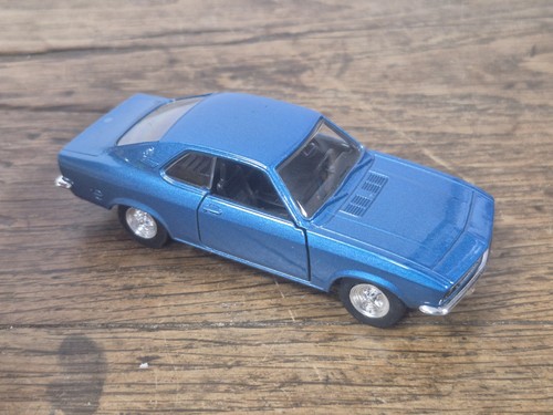 Voiture miniature opel manta - voiture,