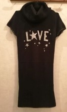 Robe pull noire à grand col