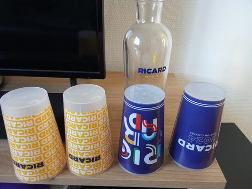 Ricard une carafe verre - carafe, et
