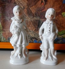 2 figurines personnages