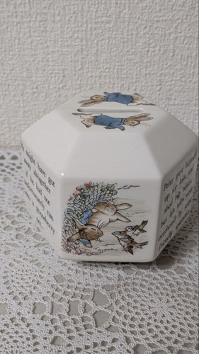 Wedgwood peter rabbit money - wedgwood,