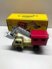 Norev Ref 3/83/3 Camion Pelle  Renault Fainéant CIJ