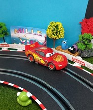 Voiture pour circuit Carrera