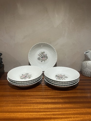 Lot assiettes creuses - creuses, –